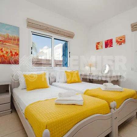 5Br Villa With Private Pool - Georgina By Premier פרוטאראס