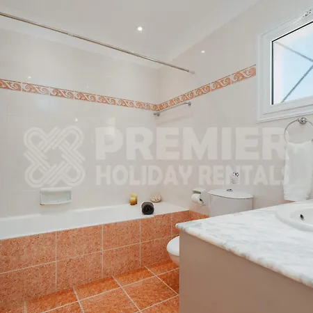 5Br Villa With Private Pool - Georgina By Premier וילה *