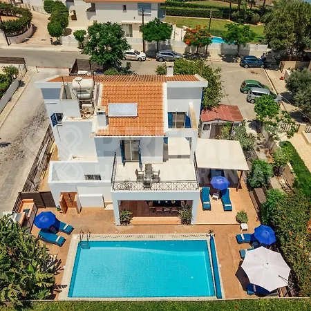 5Br Villa With Private Pool - Georgina By Premier וילה *