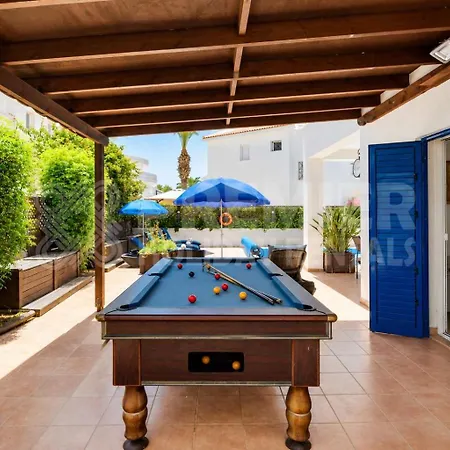 5br With Private Pool - Georgina By Premier