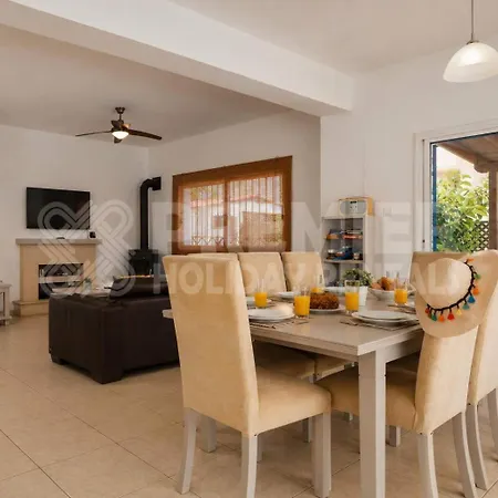 Villa 5br With Private Pool - Georgina By Premier *
