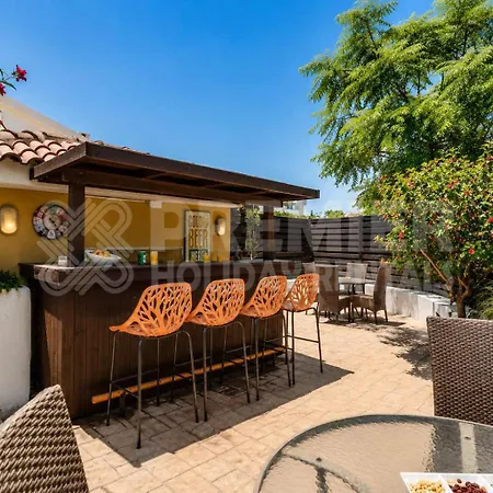Villa 5br With Private Pool - Georgina By Premier *